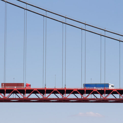 Tirage photo « Poids lourds suspendus »